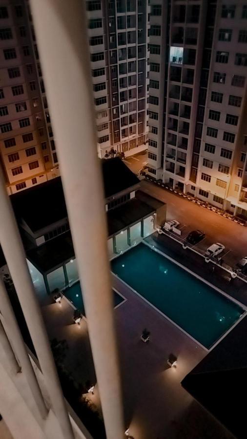 Grand Meru Apartment *